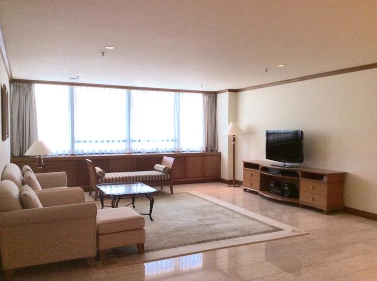 diamond-plaza-3-bedroom-serviced-apartment-1303-detail-01631200784837.jpg