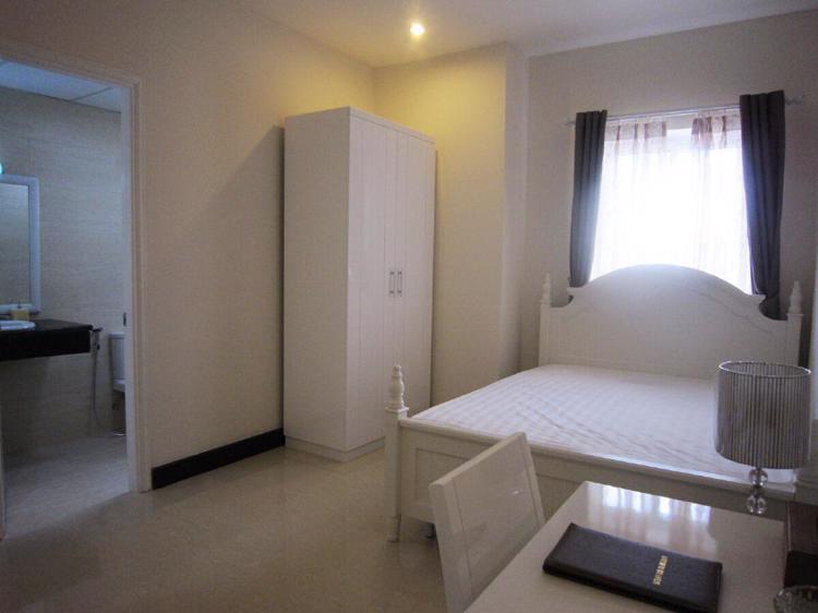 queen-central-studio-serviced-apartment-1076-detail-01630227877227.jpg