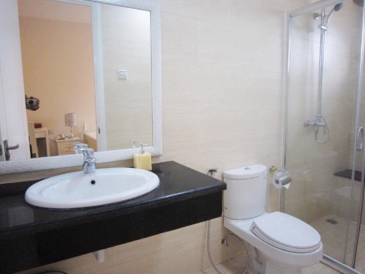 queen-central-studio-serviced-apartment-1076-detail-31630227877236.jpg