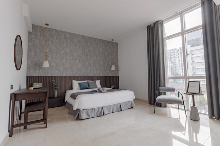 spring-court-3-bedroom-serviced-apartment-1331-detail-61645196730339.jpg